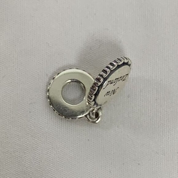 Pandora New Zealand Kiwi Bird Dangle Charm, S925 Silver Jewelry - Picture 4 of 4